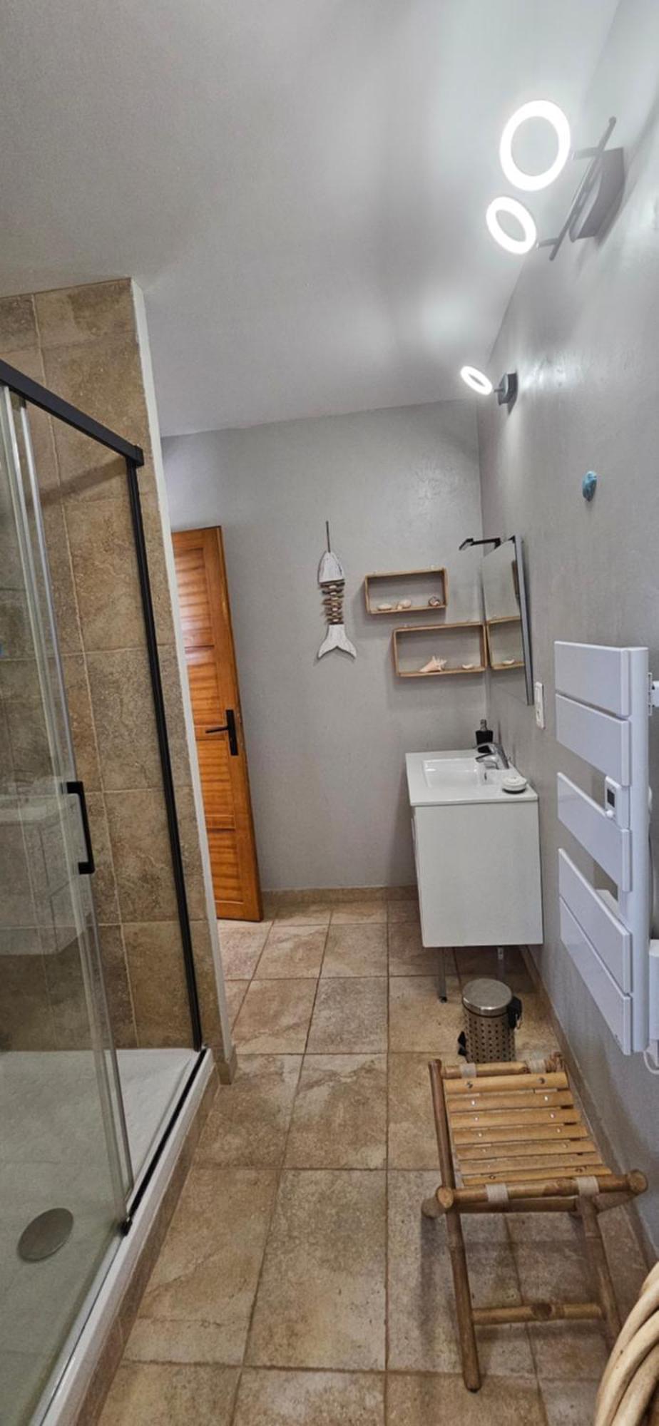 Gite Lapaz/Jacuzzi Prive/Piscine Draguignan Dış mekan fotoğraf