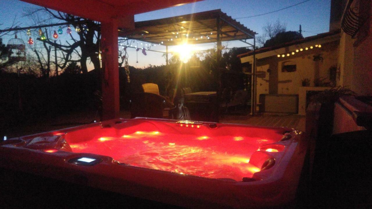 Gite Lapaz/Jacuzzi Prive/Piscine Draguignan Dış mekan fotoğraf