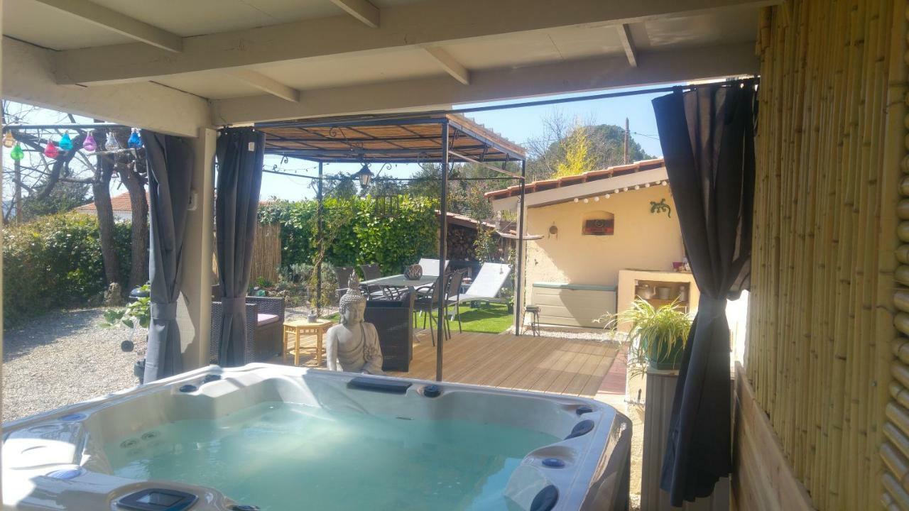 Gite Lapaz/Jacuzzi Prive/Piscine Draguignan Dış mekan fotoğraf